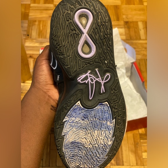 Kyrie infinity shoes - Picture 4 of 8